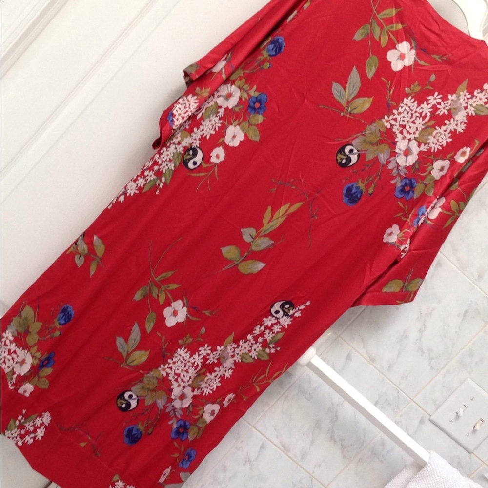 "RED DRAGON"  SATIN KIMONO - Picture 8 of 8